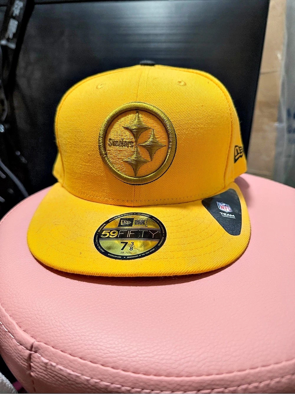 New Era Pittsburgh Steelers New Era 59FIFTY Fitted Hat Yellow Size 7 3/8 NWT